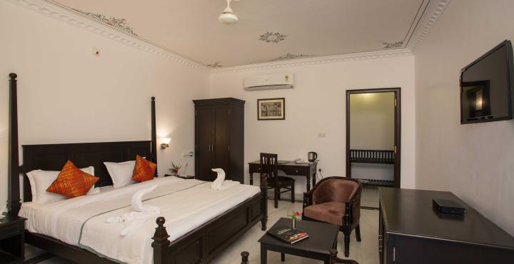 Garden Hotel by HRH Group of Hotels Udaipur Buitenkant foto